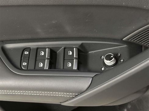 Used 2023 Audi Q5 2.0T Premium Plus w/ Premium Plus Package image 12