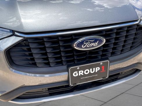 Used 2025 Ford Escape Active FWD image 29