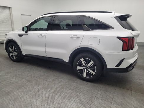 Used 2022 Kia Sorento S image 3