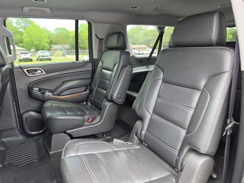 Used 2020 GMC Yukon XL Denali RWD image 21