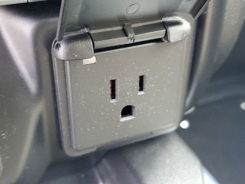 Used 2021 GMC Sierra 1500 AT4 w/ AT4 Preferred Package image 29