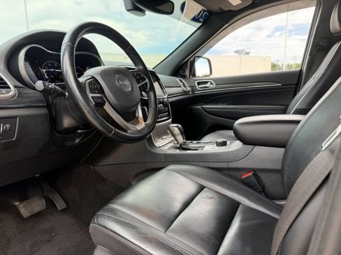 Used 2022 Jeep Grand Cherokee Limited AWD/4WD image 4
