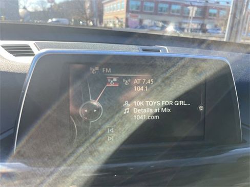 Used 2017 BMW X1 xDrive28i image 16