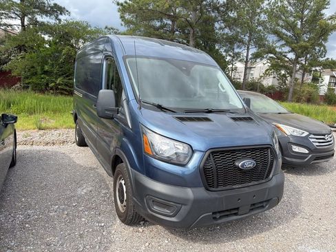 Used 2023 Ford Transit 250 Medium Roof image 2