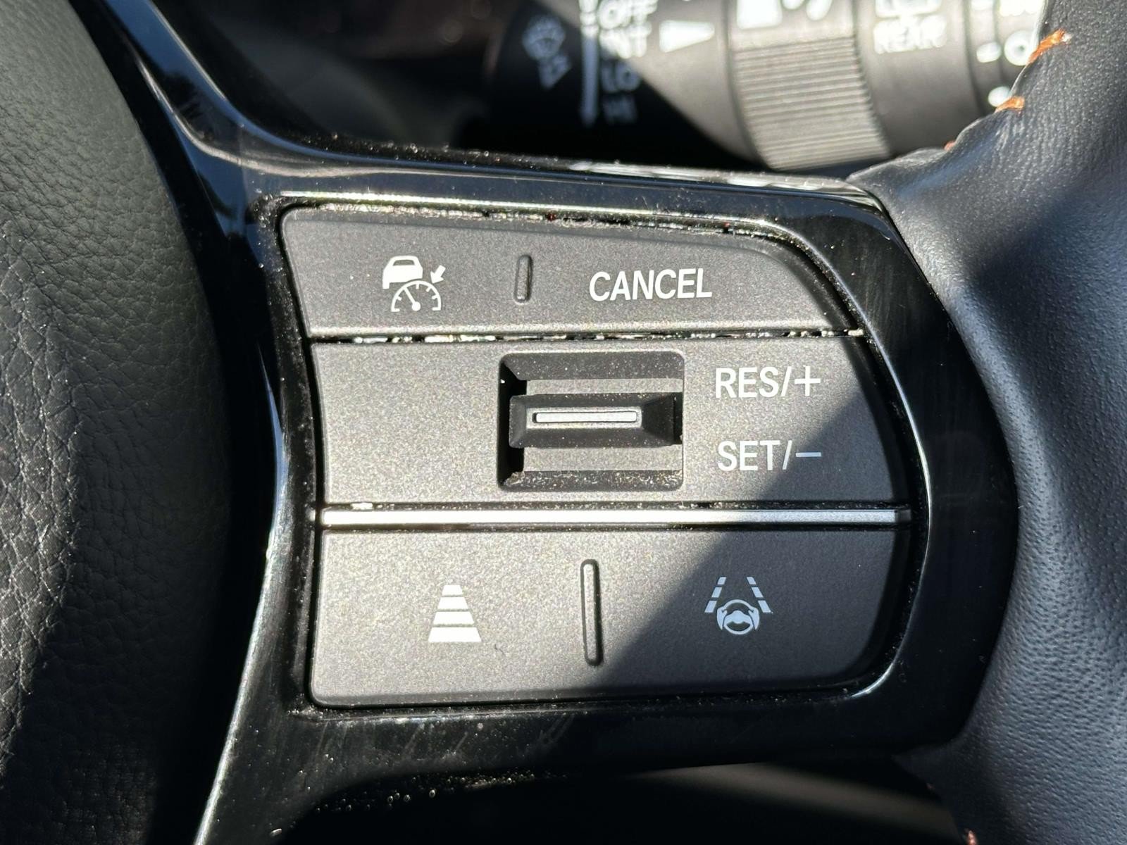 Used 2025 Honda HR-V Sport image 24