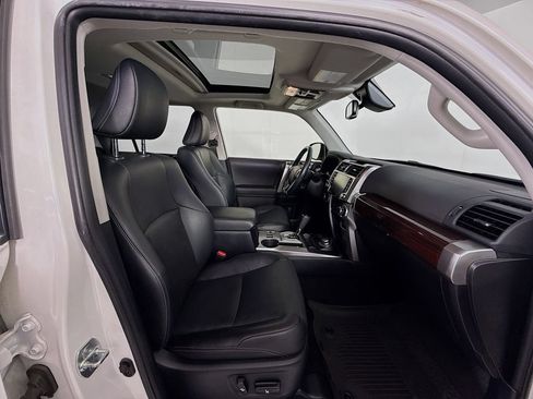 Used 2023 Toyota 4Runner Limited AWD/4WD image 30