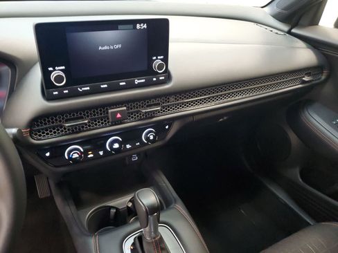 Certified 2025 Honda HR-V Sport image 27
