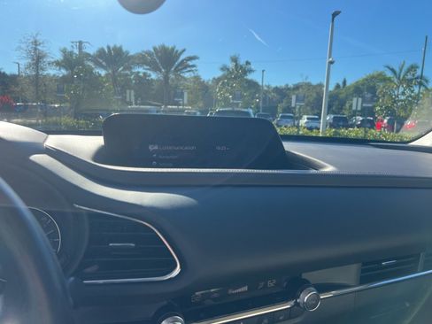 Certified 2022 MAZDA CX-30 AWD 2.5 S w/ Premium Package image 36