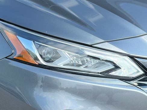 Used 2022 Nissan Altima 2.5 SR w/ Midnight Edition Package FWD image 4