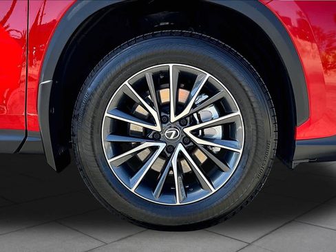 Used 2025 Lexus NX 250 FWD w/ Cold Area Package image 10