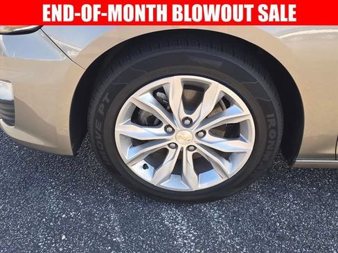 Used 2022 Chevrolet Malibu LT FWD image 34
