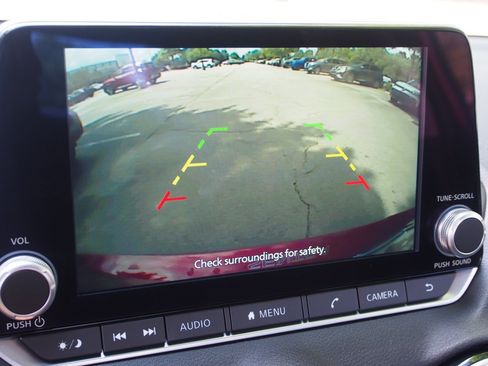 Used 2024 Nissan Sentra SR FWD image 28