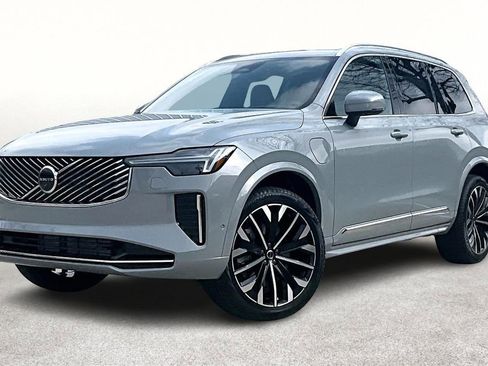 New 2026 Volvo XC90 T8 Ultra w/ Lounge Package AWD/4WD image 2