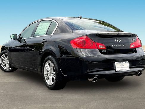 Used 2015 INFINITI Q40 AWD w/ Navigation Package image 4