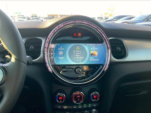 Used 2023 MINI Cooper S image 5