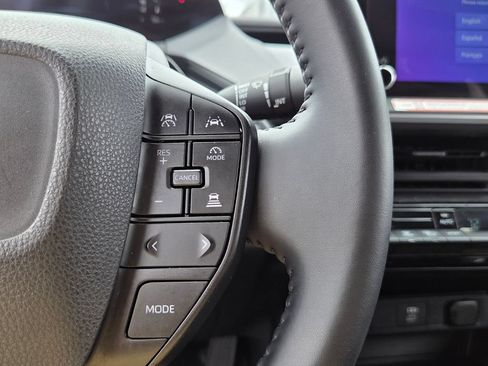 Used 2025 Toyota Prius LE FWD image 23