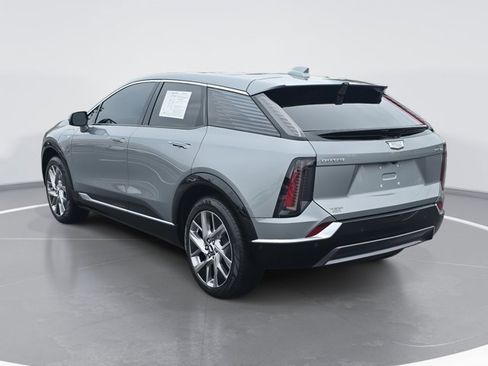 Certified 2025 Cadillac Optiq Luxury 1 image 5