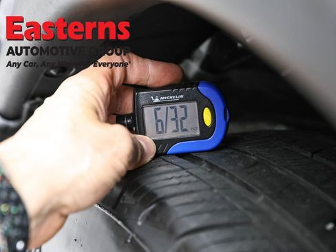 Used 2023 Nissan Rogue S AWD/4WD image 29