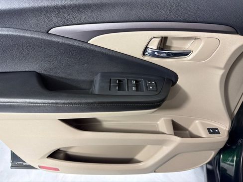 Used 2016 Honda Pilot EX-L image 8