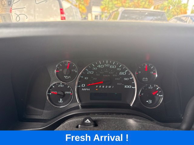 Used 2025 Chevrolet Express 2500 w/ Driver Convenience Package RWD image 4