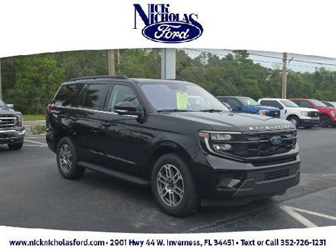 Certified 2025 Ford Expedition Active RWD image 1