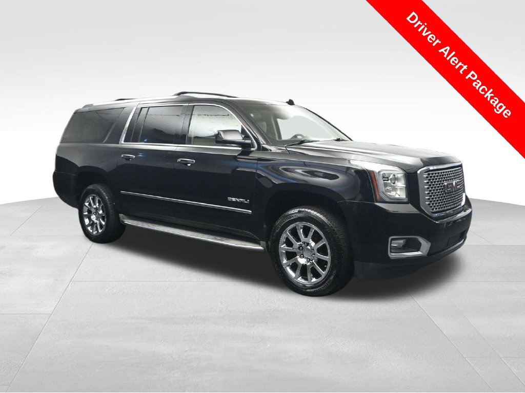 Used 2015 GMC Yukon XL Denali w/ Touring Package RWD image 7