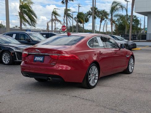 Used 2019 Jaguar XF Prestige image 5
