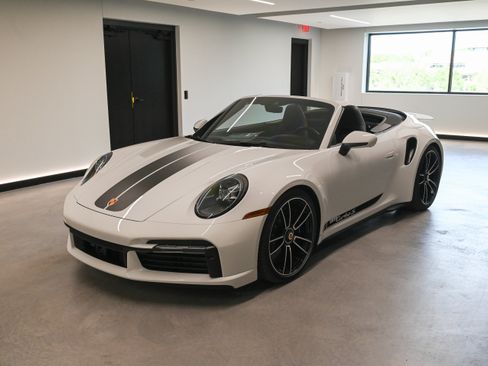 Used 2025 Porsche 911 Turbo S AWD/4WD image 20