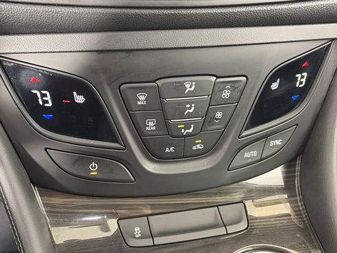 Used 2019 Buick Envision Essence image 24