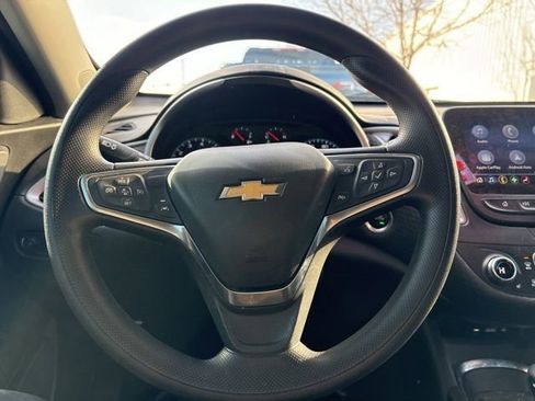 Used 2024 Chevrolet Malibu LT image 11