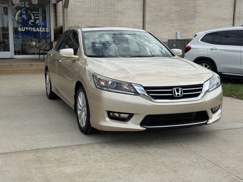 Used 2015 Honda Accord EX-L image 3