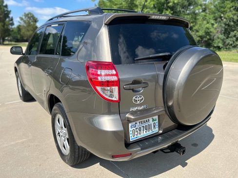 Used 2011 Toyota RAV4 2WD w/ Base L4 Extra Value Pkg image 8