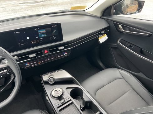 Certified 2025 Kia EV6 Light image 22