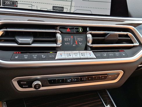 Used 2023 BMW X5 xDrive40i w/ Premium Package image 14