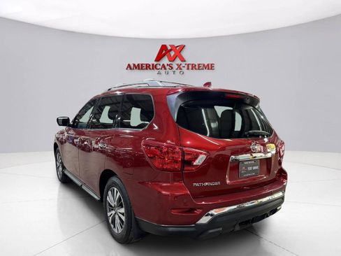 Used 2019 Nissan Pathfinder SL FWD image 6
