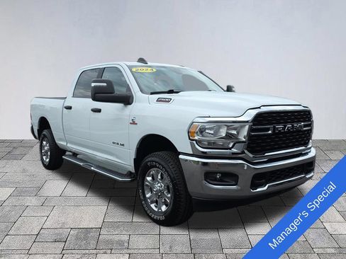 Used 2024 RAM 2500 Big Horn AWD/4WD image 1