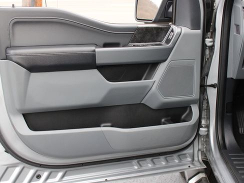 Used 2022 Ford F150 XLT w/ Equipment Group 302A High image 12