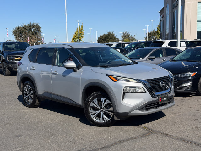 Used 2023 Nissan Rogue SV AWD/4WD image 2