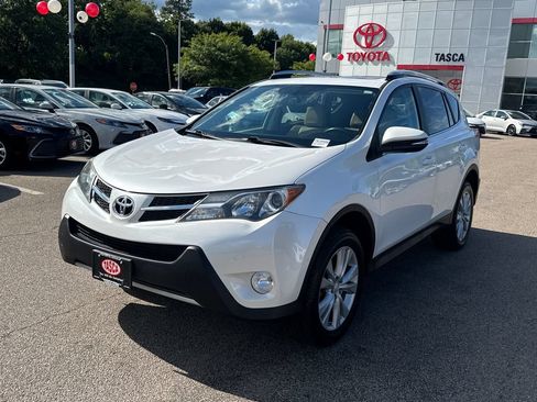 Used 2013 Toyota RAV4 Limited AWD/4WD image 3