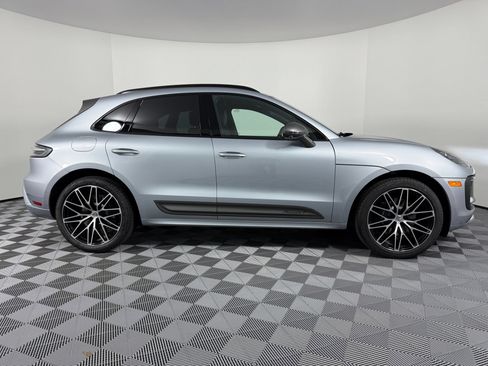 Certified 2026 Porsche Macan Turbo AWD/4WD image 8