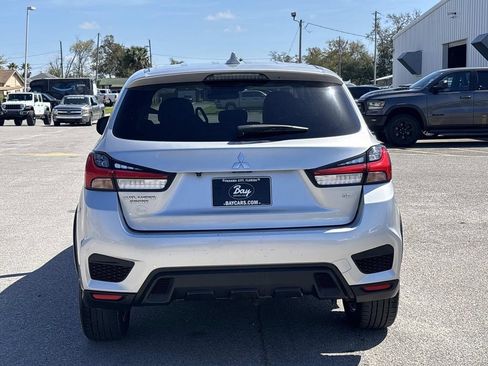 Used 2024 Mitsubishi Outlander Sport SE image 4