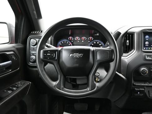 Used 2021 Chevrolet Silverado 1500 Custom Trail Boss AWD/4WD image 14