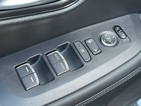 New 2027 Honda HR-V EX-L image 11