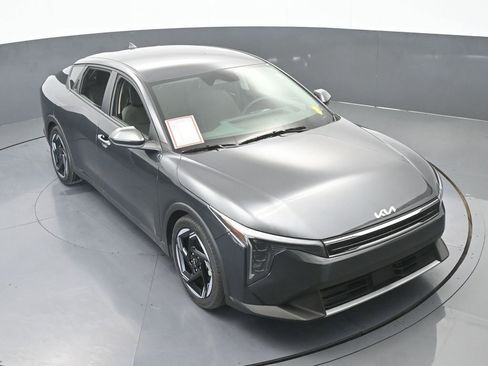Used 2025 Kia K4 EX FWD image 52