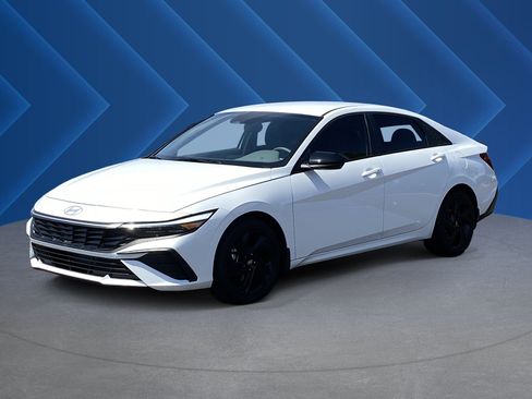 Certified 2026 Hyundai Elantra Sport FWD image 7