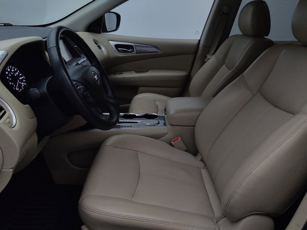 Used 2019 Nissan Pathfinder SL FWD image 17
