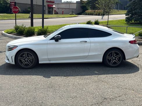 Used 2022 Mercedes-Benz C 300 4MATIC Coupe image 4