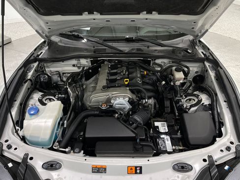 Used 2017 MAZDA MX-5 Miata RF Club image 24