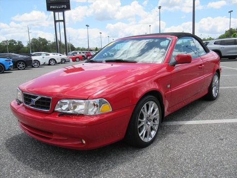 Used 2004 Volvo C70 HT FWD image 3
