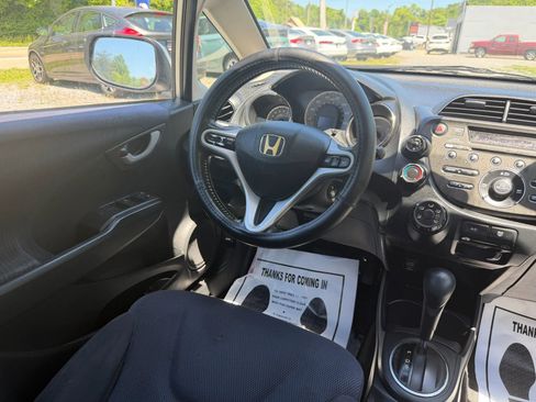 Used 2013 Honda Fit Sport image 21
